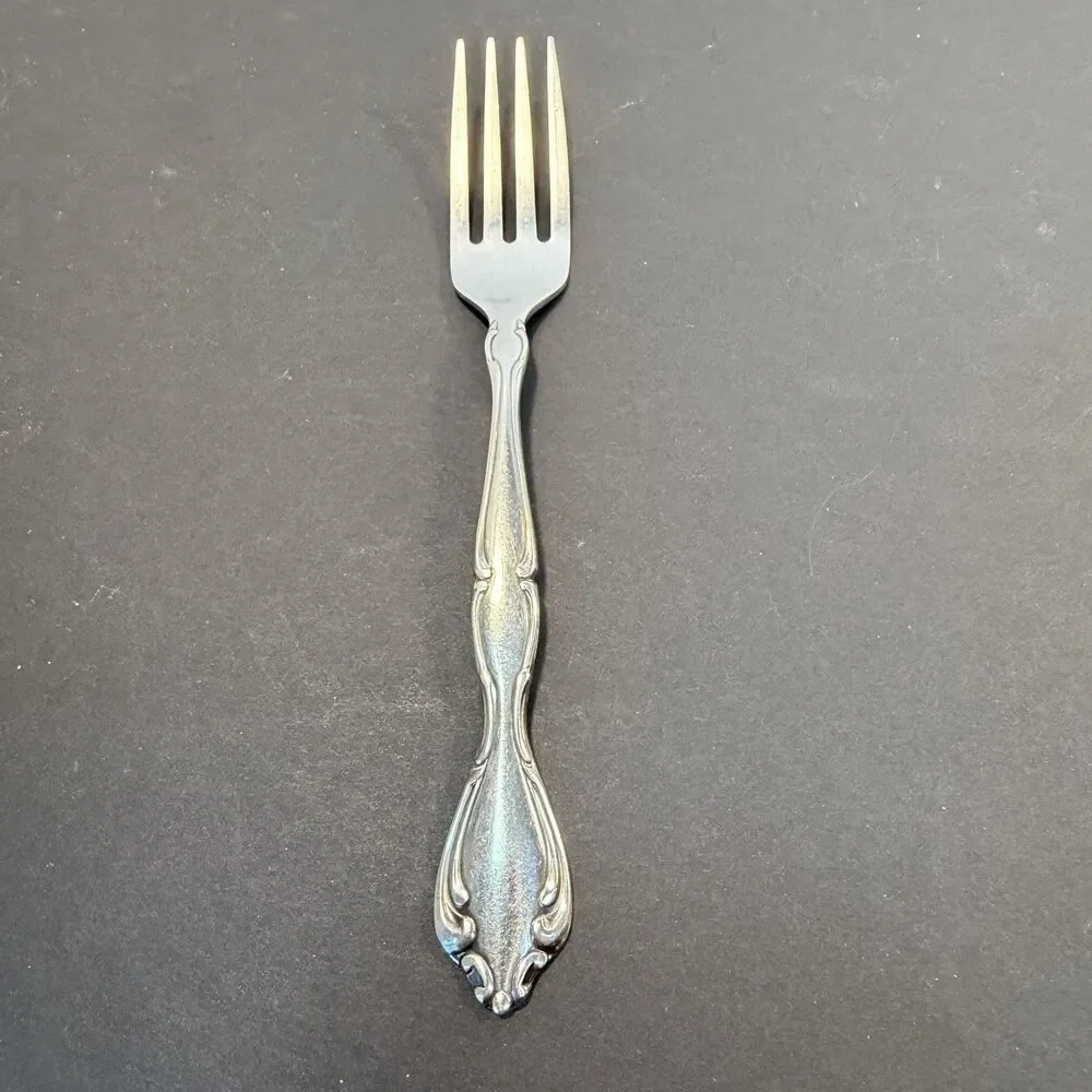 4 Pcs Oneida Community CANTATA Glossy Stainless Dinner Forks Knives Flatware